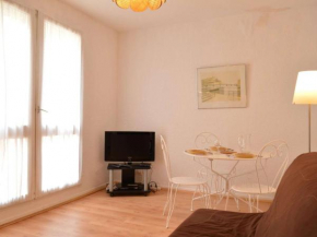 Appartement 2 Pièces avec Terrasse et Parking, à 150m de la Mer, Argelès-sur-Mer - FR-1-225-698